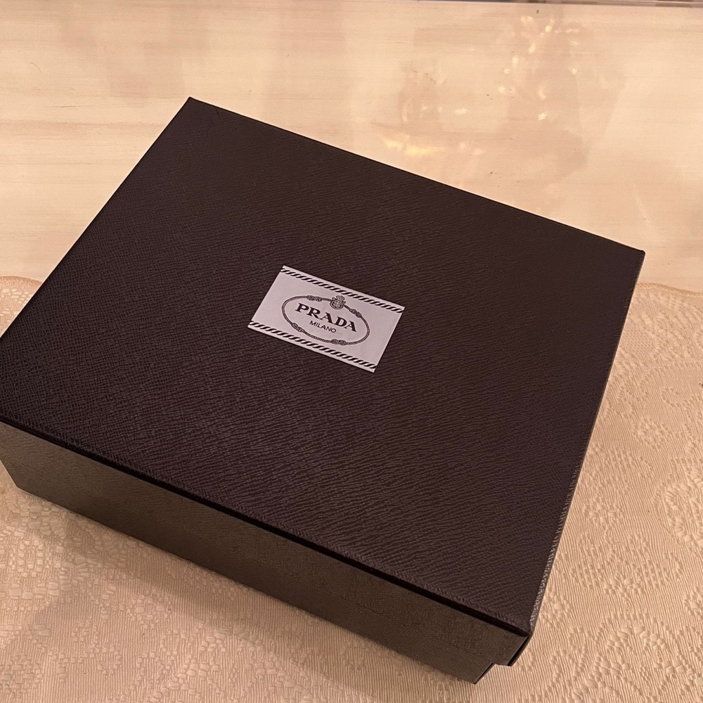 Prada box